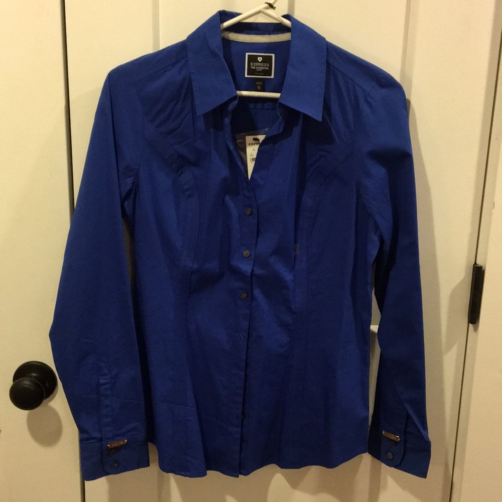 Express -The Essential Shirt